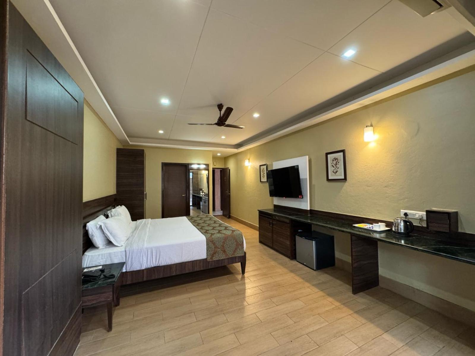 Upper Deck Resort - Stay And Relax At The Highest Peak Lonavala Eksteriør bilde
