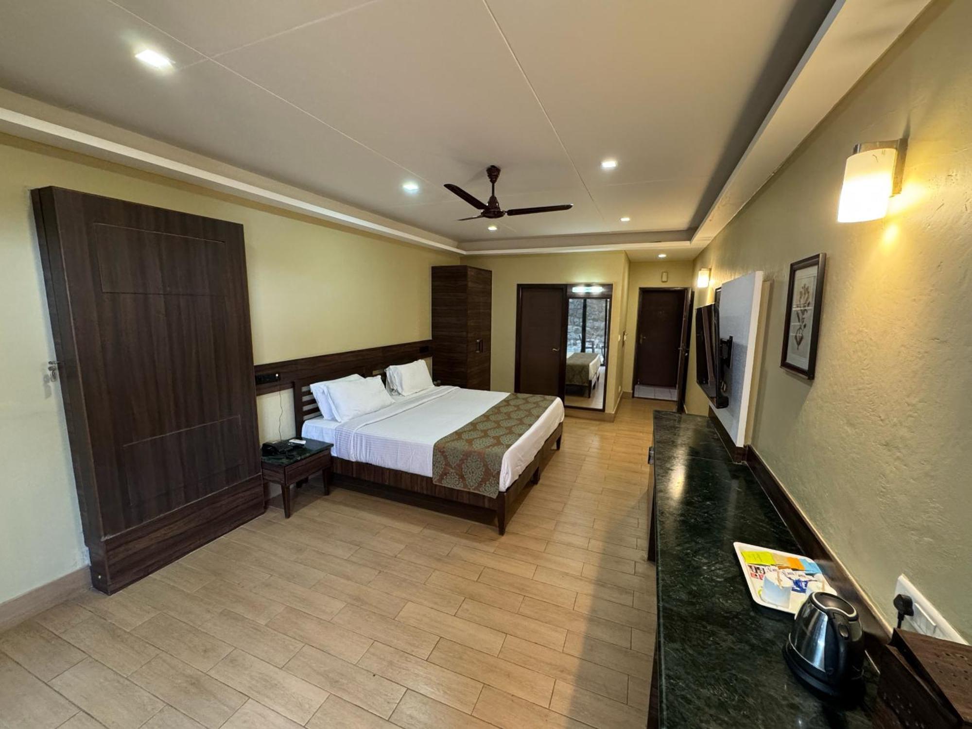Upper Deck Resort - Stay And Relax At The Highest Peak Lonavala Eksteriør bilde