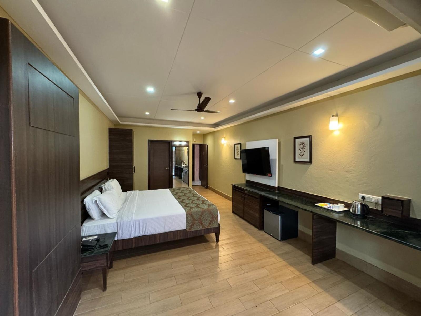 Upper Deck Resort - Stay And Relax At The Highest Peak Lonavala Eksteriør bilde