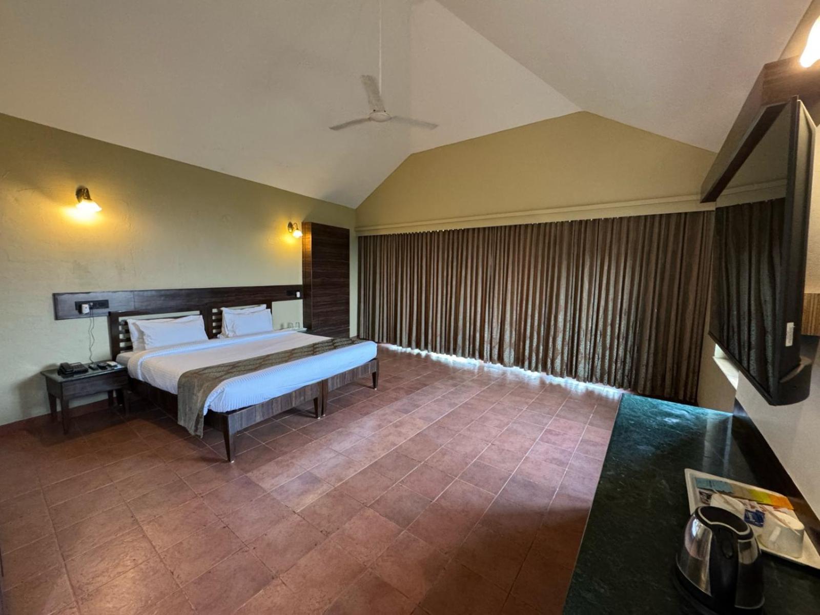 Upper Deck Resort - Stay And Relax At The Highest Peak Lonavala Eksteriør bilde