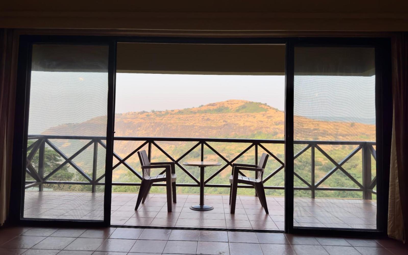 Upper Deck Resort - Stay And Relax At The Highest Peak Lonavala Eksteriør bilde