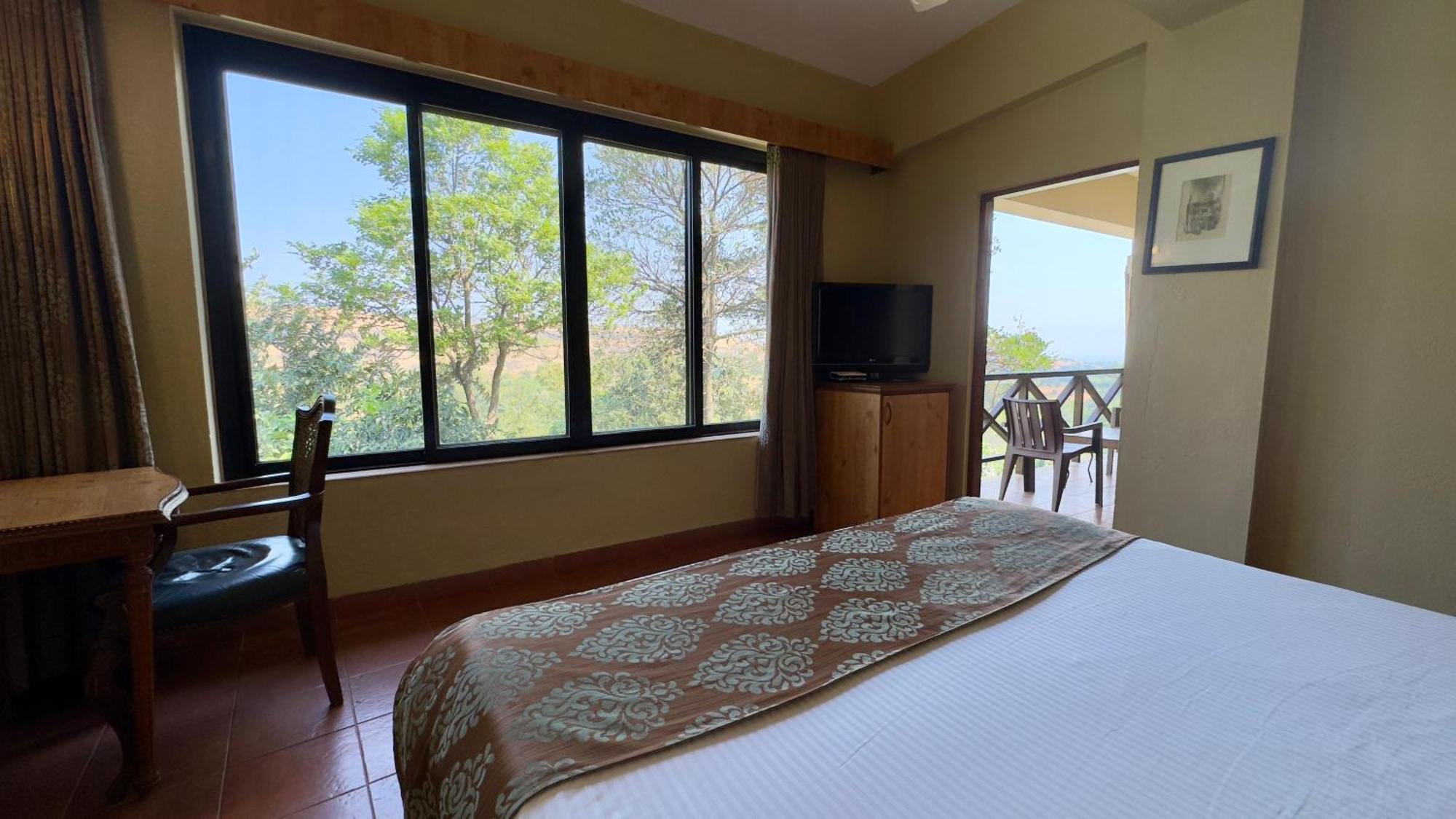 Upper Deck Resort - Stay And Relax At The Highest Peak Lonavala Eksteriør bilde