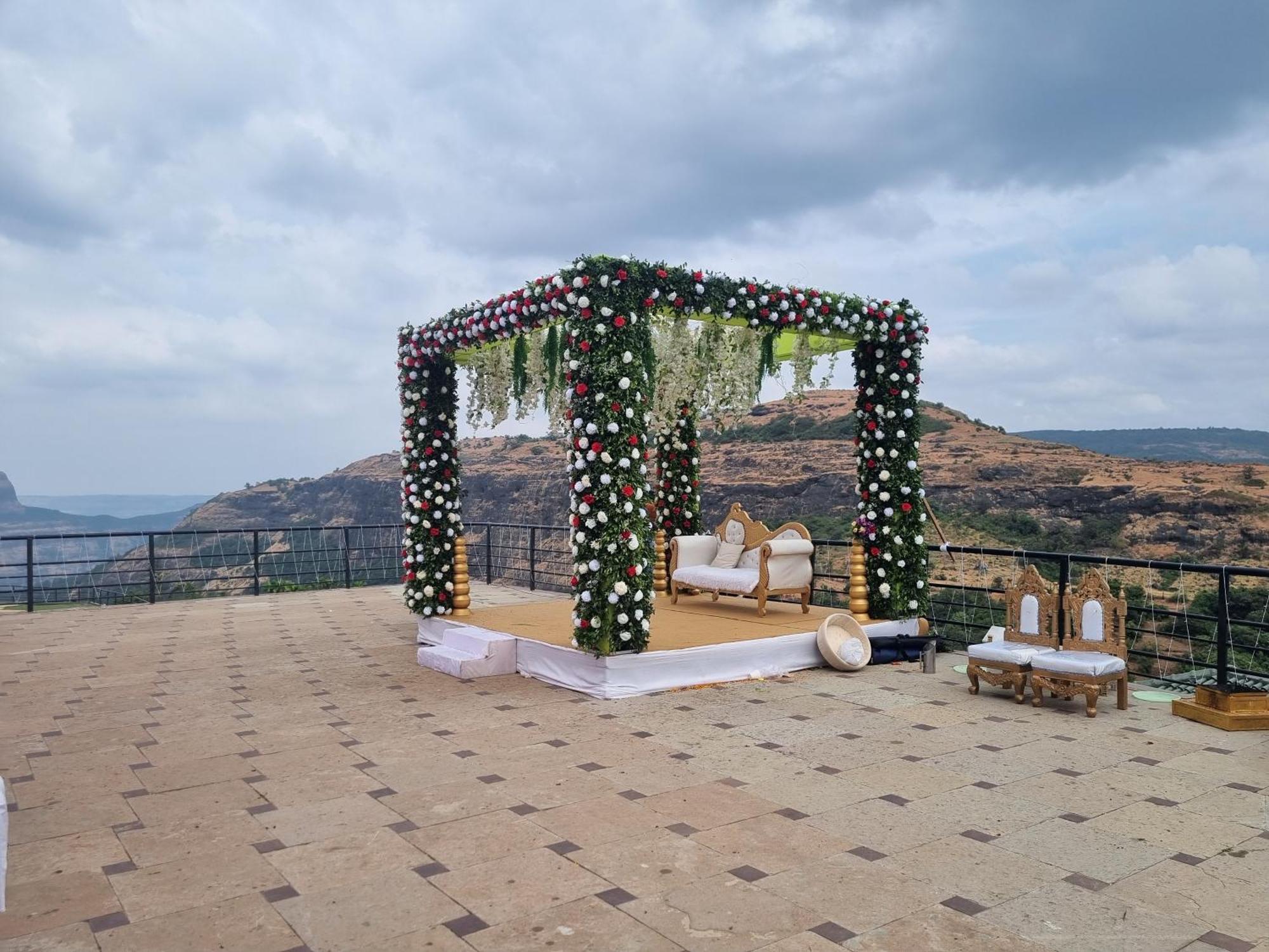Upper Deck Resort - Stay And Relax At The Highest Peak Lonavala Eksteriør bilde